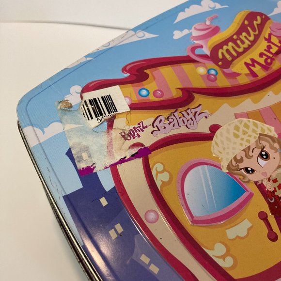 Vintage Bratz Babyz Play Tin Case MGA Y2K Mini Mart Playset 8" x 8" - Picture 2 of 15